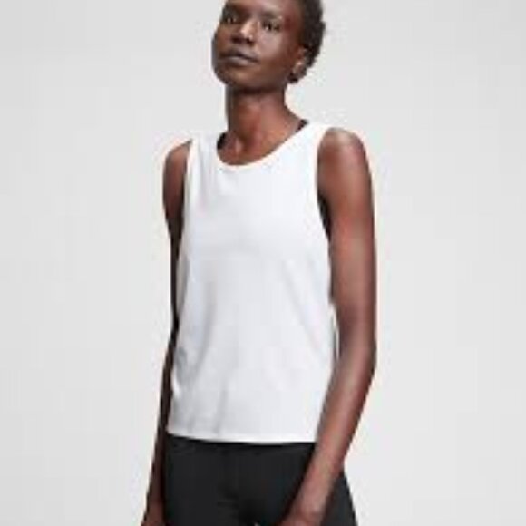 GapFit Breathe Tie Back Tank - Picture 1 of 2